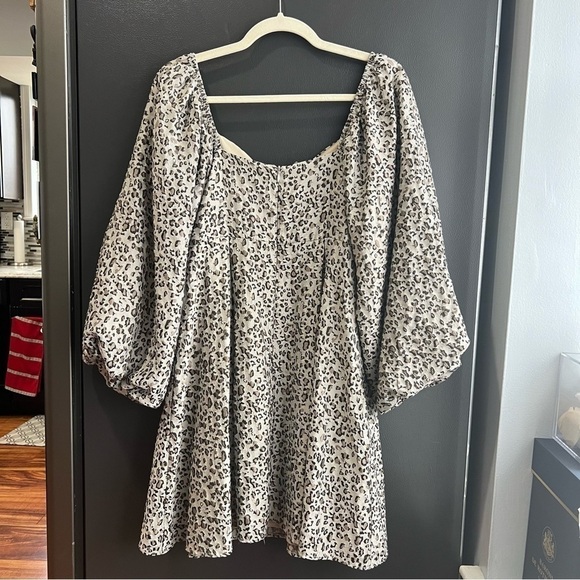 Sister Jane Jacquard Tempo Leopard Dress Size Large - Picture 6 of 11